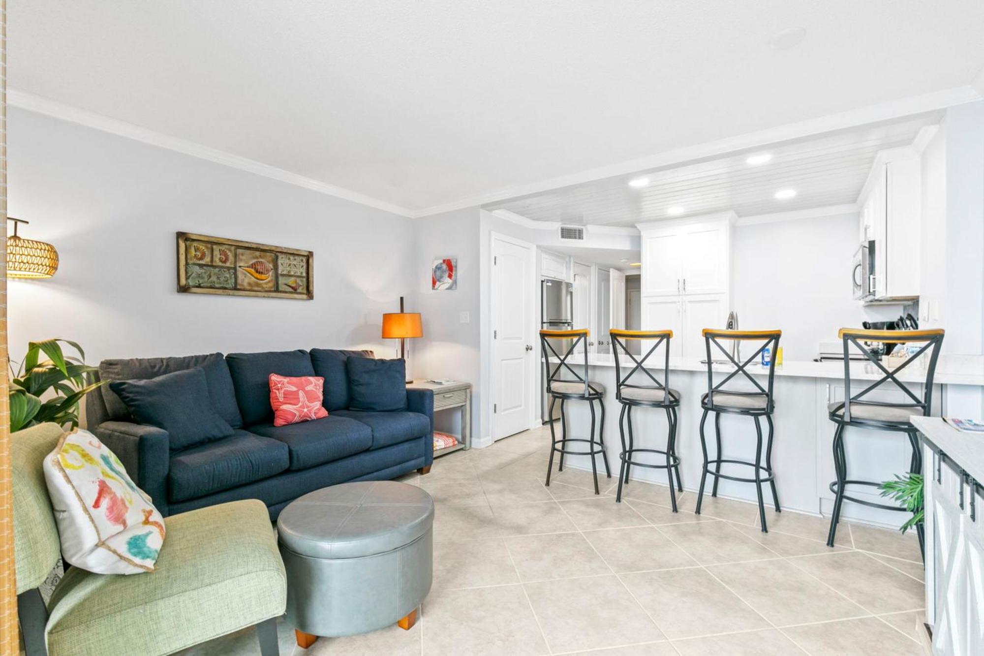 Surf & Racquet Club 212a Apartment *